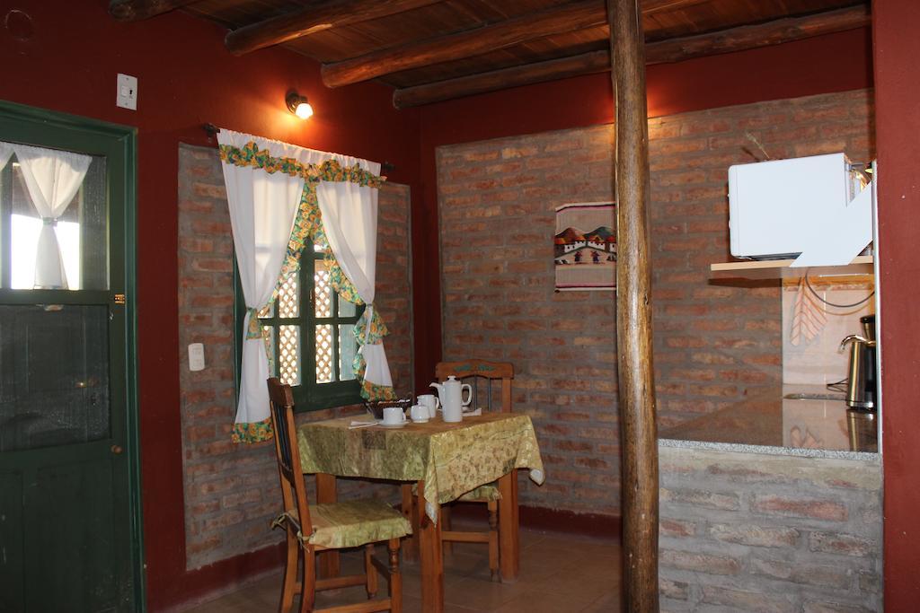 El Aleman Aparthotel Barreal Ruang foto